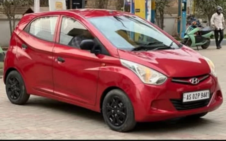 Hyundai EON - Thumbnail 4